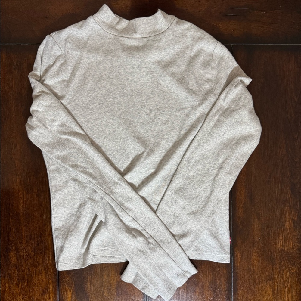Levi’s Kids Light Gray Long Sleeve Mock Turtleneck Top Medium